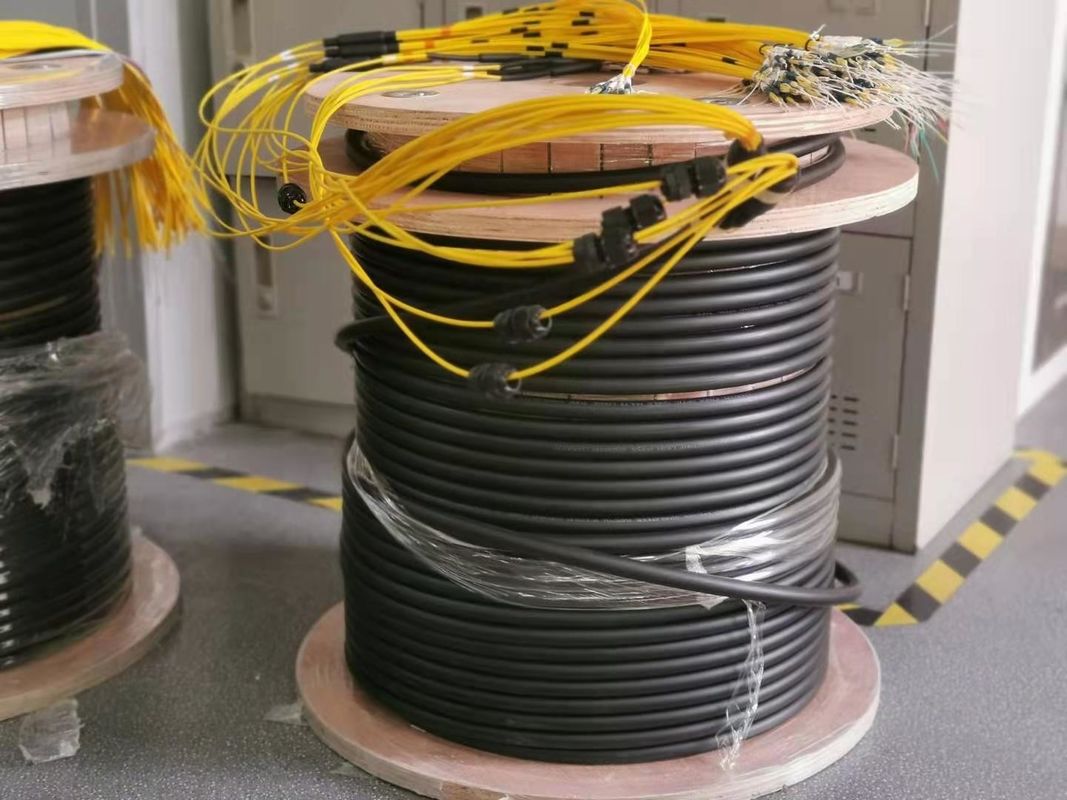 3mm verlieren Rohr-gepanzertes Faser-Flecken-Kabel, wasserdichtes Verbindungsstück LC-Verbindungskabel-M12